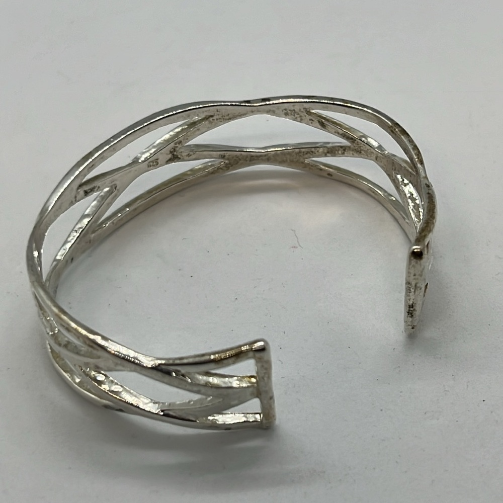 Stunning Interlocking Rhodium Plated Silver Cuff - image 4